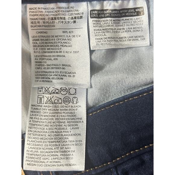 Levi’s Jeans 524 Skinny Leg Women’s Size 9 Dark Wash 29 x 32 - Picture 7 of 9